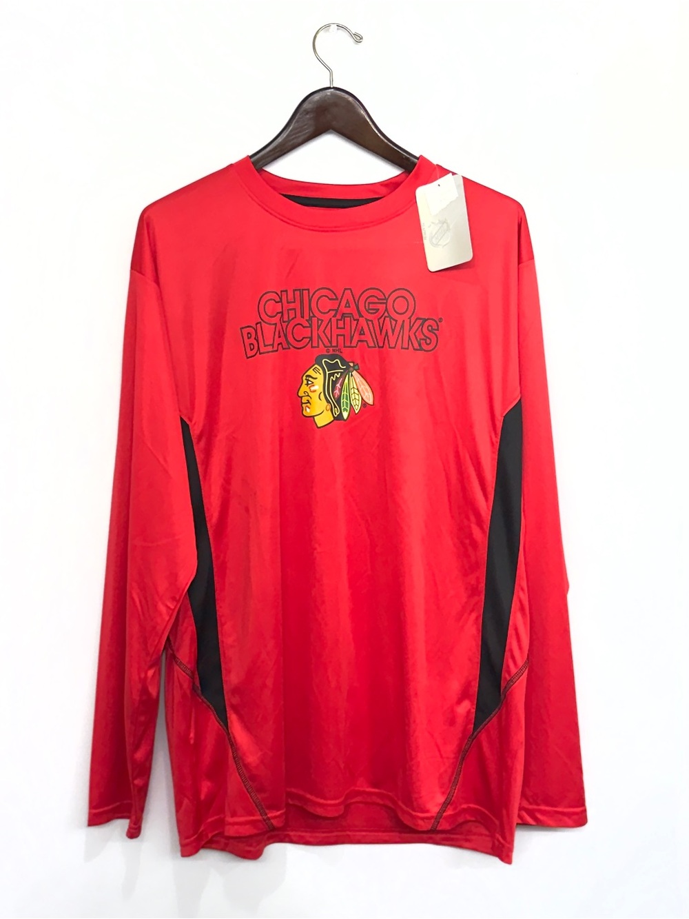 NHL Chicago Blackhawks Mens XL Long Sleeve Performance Shirt Red Hockey Fan Gear